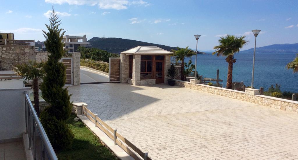 White Residence Apartament Sarande Exterior photo