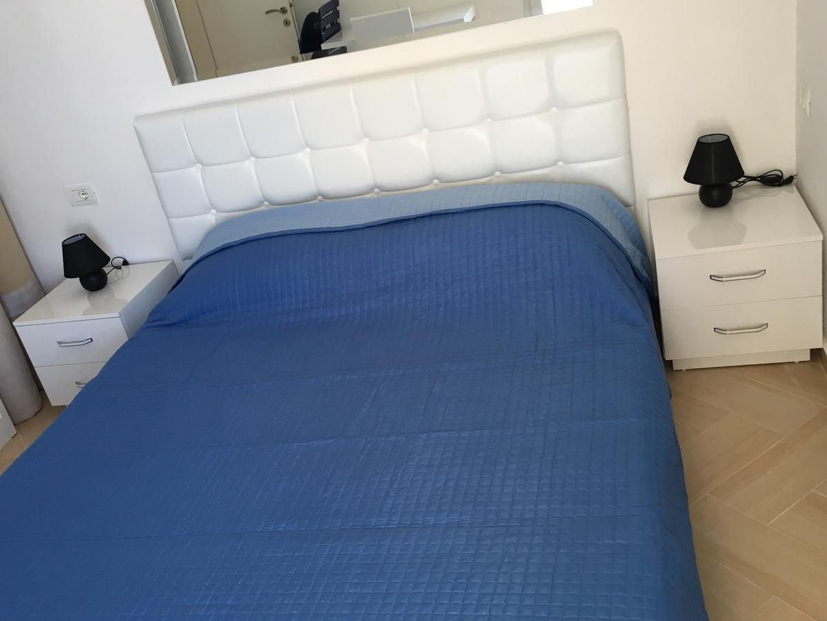 White Residence Apartament Sarande Exterior photo